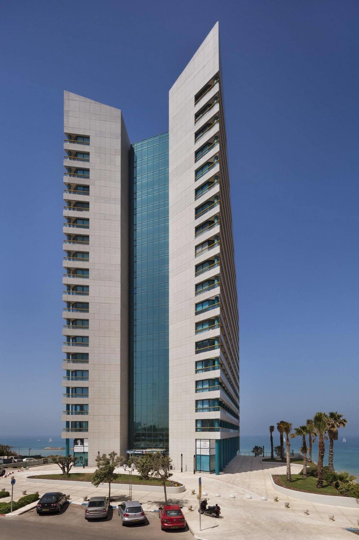 Herbert Samuel Okeanos Suites Herzilya Herzliya Exterior photo